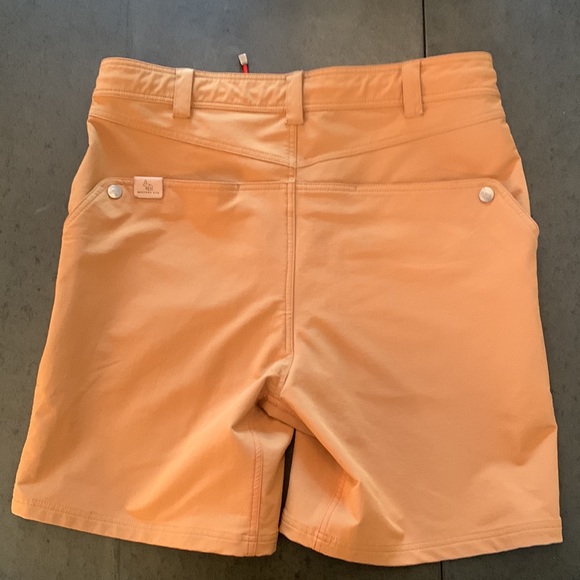 Western rise camp short. L X 7 “ inseam - Picture 2 of 6